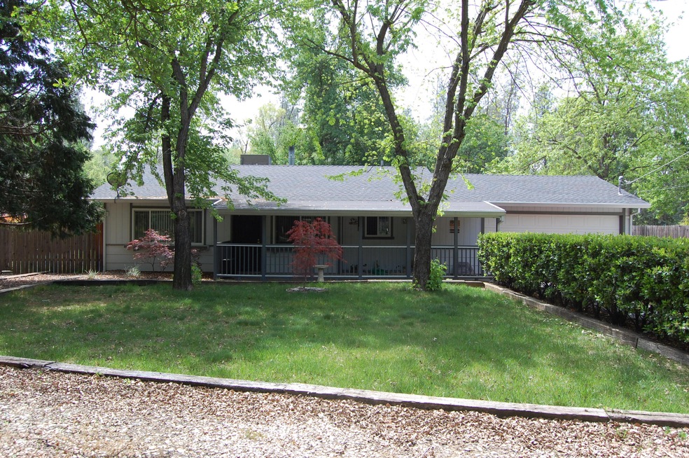 261 Branstetter Ln, Redding, CA 96001 - photo 1