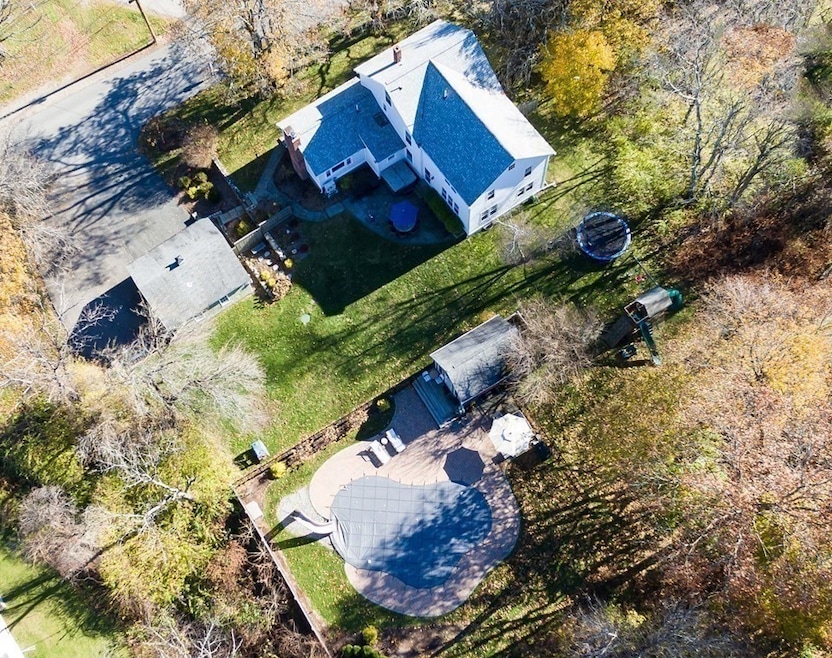 105 Fruit St, Hopkinton, MA 01748 - photo 1