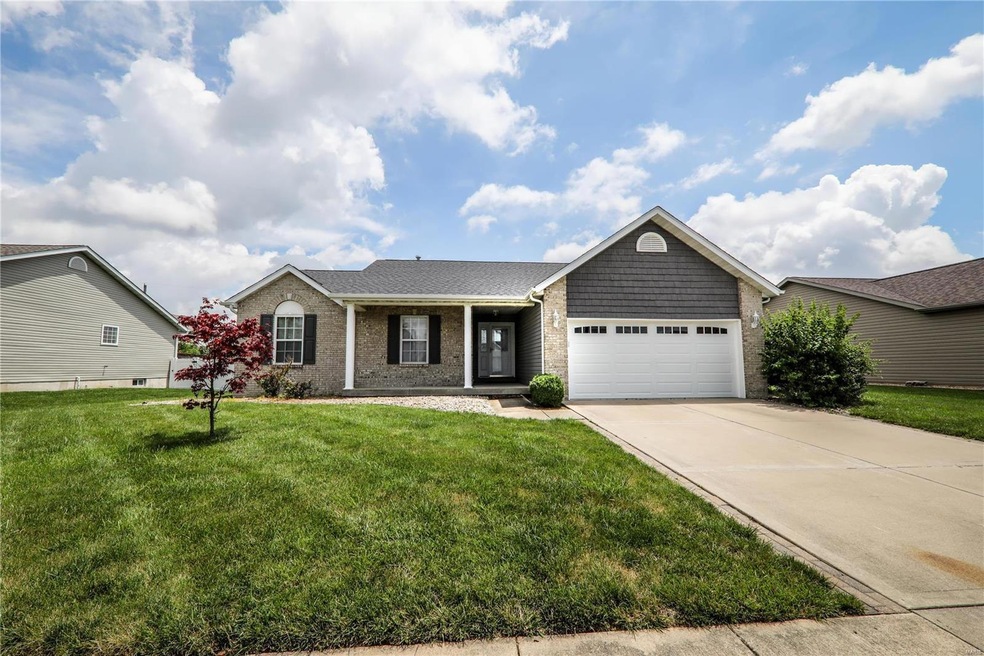 1920 Arlington Ct, Maryville, IL 62062 - photo 1