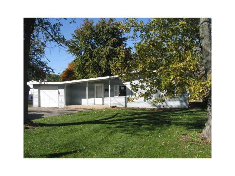 232 Whiteland Rd, Whiteland, IN 46184 - photo 1