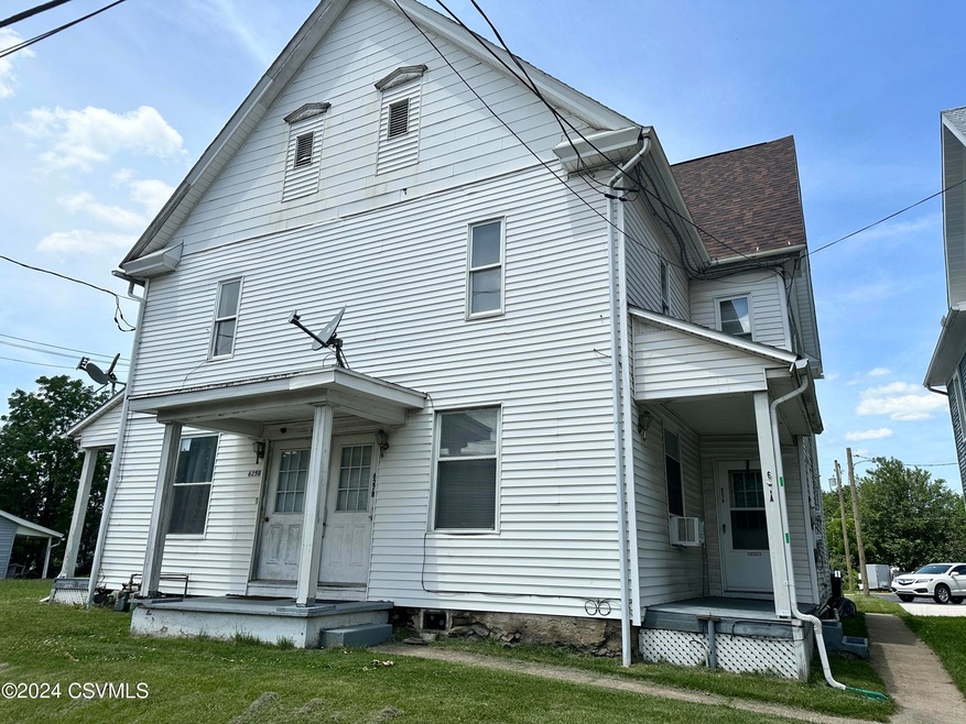 627 E 3rd St, Nescopeck, PA 18635 - photo 1