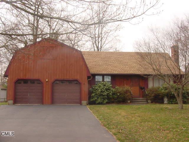 1375 Huntington Rd, Stratford, CT 06614 - photo 1