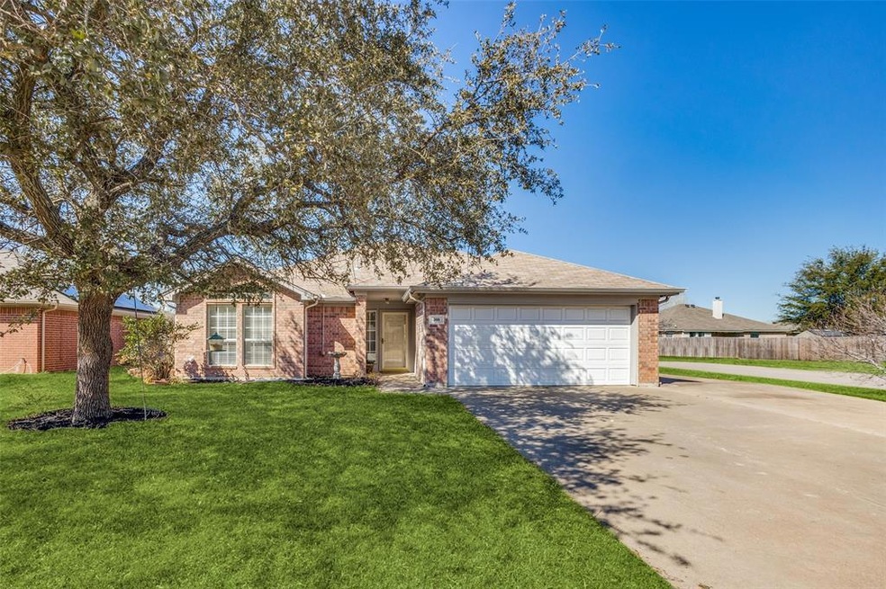 300 Odell St, Cleburne, TX 76033 - photo 1