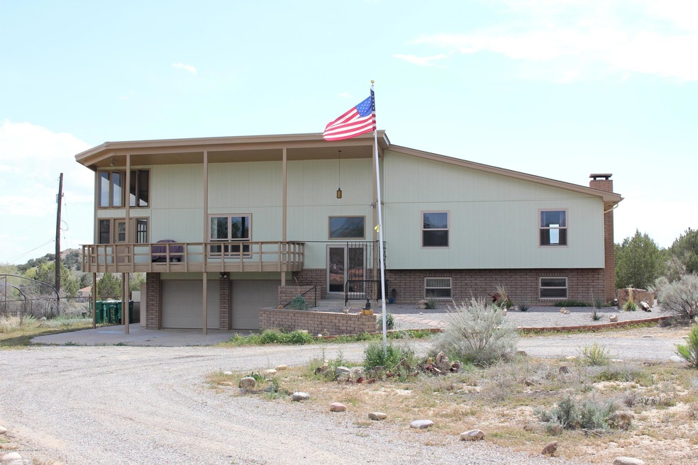 5505 Hill n Dale Dr, Farmington, NM 87402 - photo 1