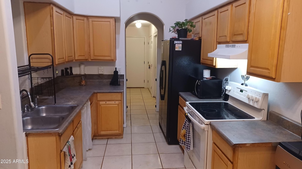 290 N Fresno St, Chandler, AZ 85225 - photo 1