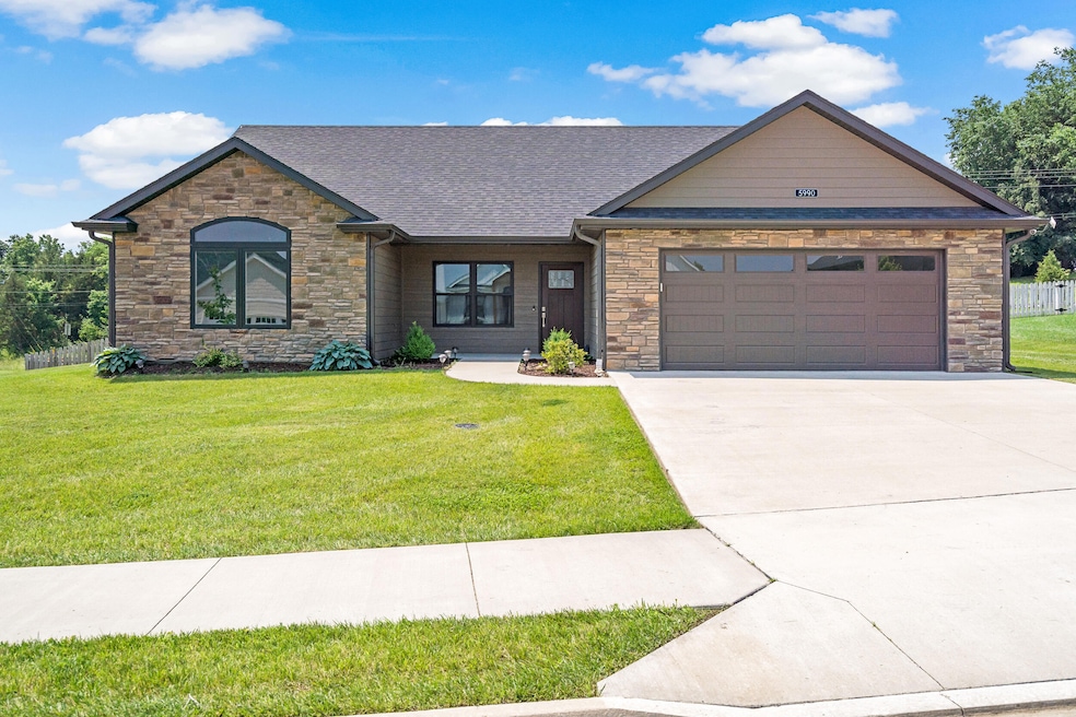 For Sale $425,000 • Co-Listing Agent