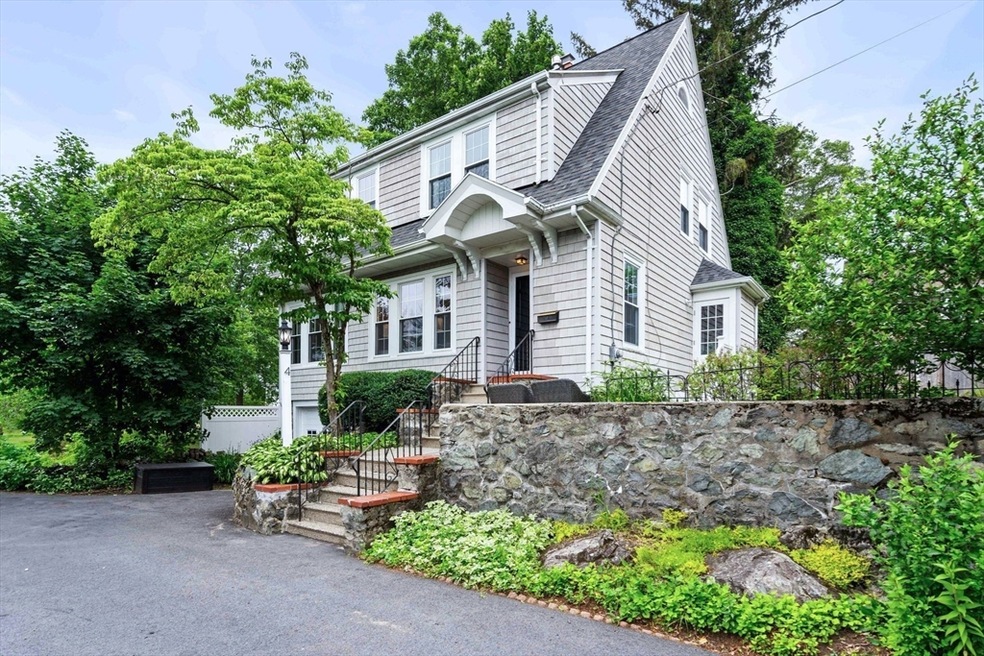 Sold $890,000 • Co-Listing Agent