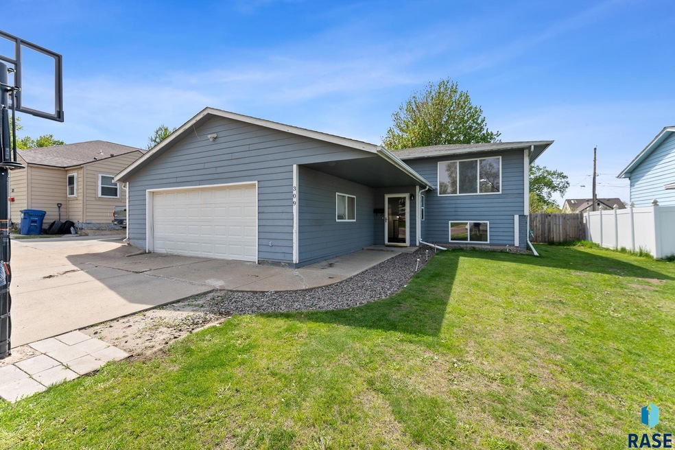For Sale $264,900 • Co-Listing Agent
