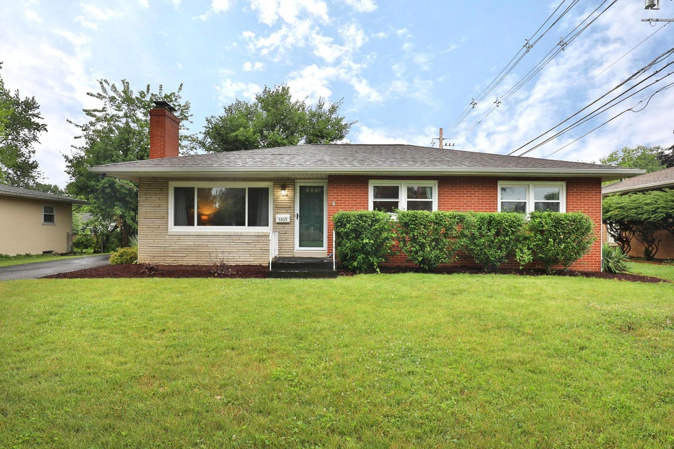 5309 Hedgewood Rd, Columbus, OH 43229 - photo 1