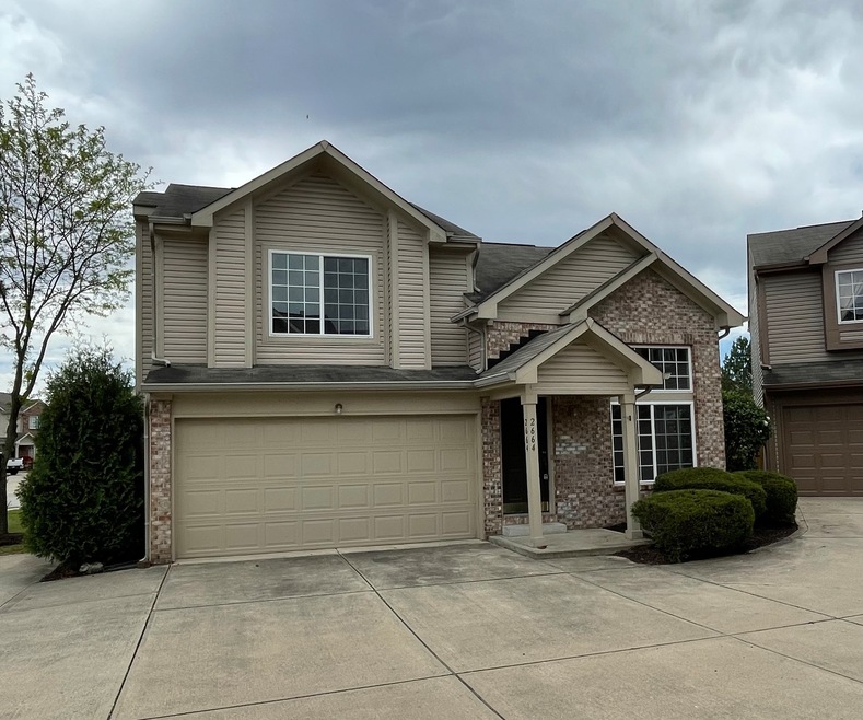 2664 Frasier Fir Dr, Greenwood, IN 46143 - photo 1