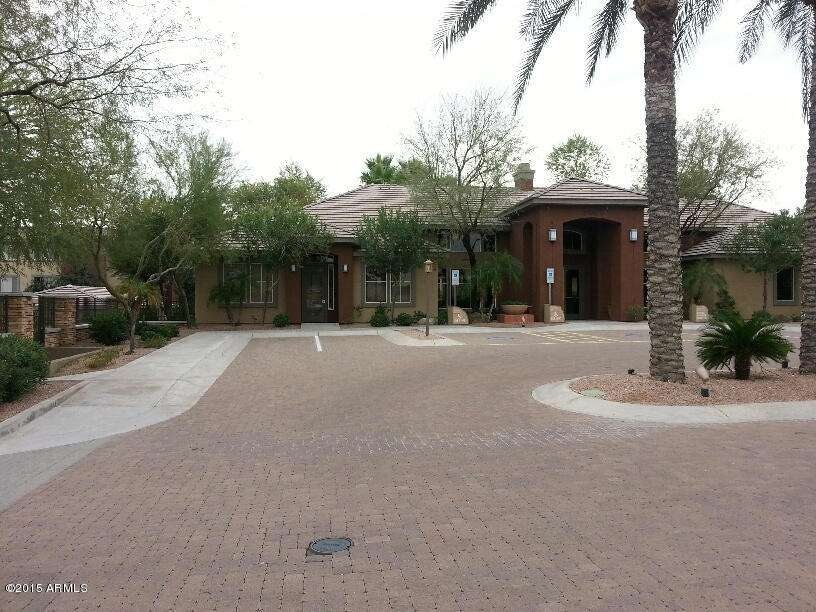 Clubhouse at Entrance to Red Rox