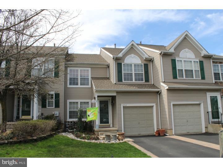 2704 Fallow Hill Ln, Jamison, PA 18929 - photo 1