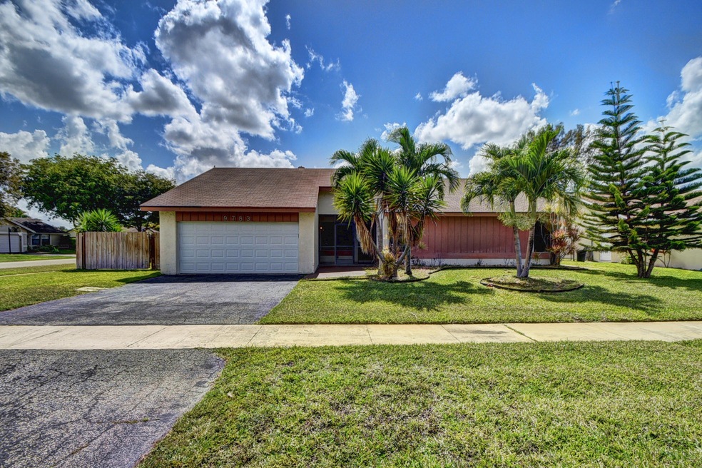 9783 Richmond Cir, Boca Raton, FL 33434 - photo 1