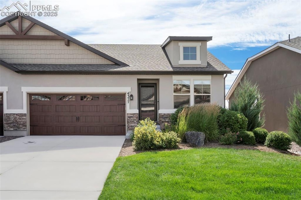 Pending $440,000 • Co-Listing Agent