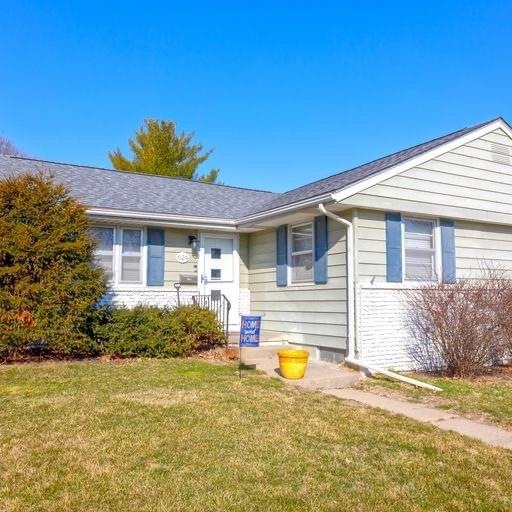 624 32nd St, West Des Moines, IA 50265 - photo 1
