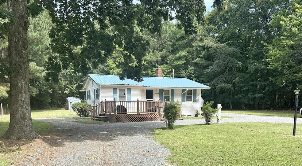 19053 Poplar Cove Rd, Onancock, VA 23417 - photo 1