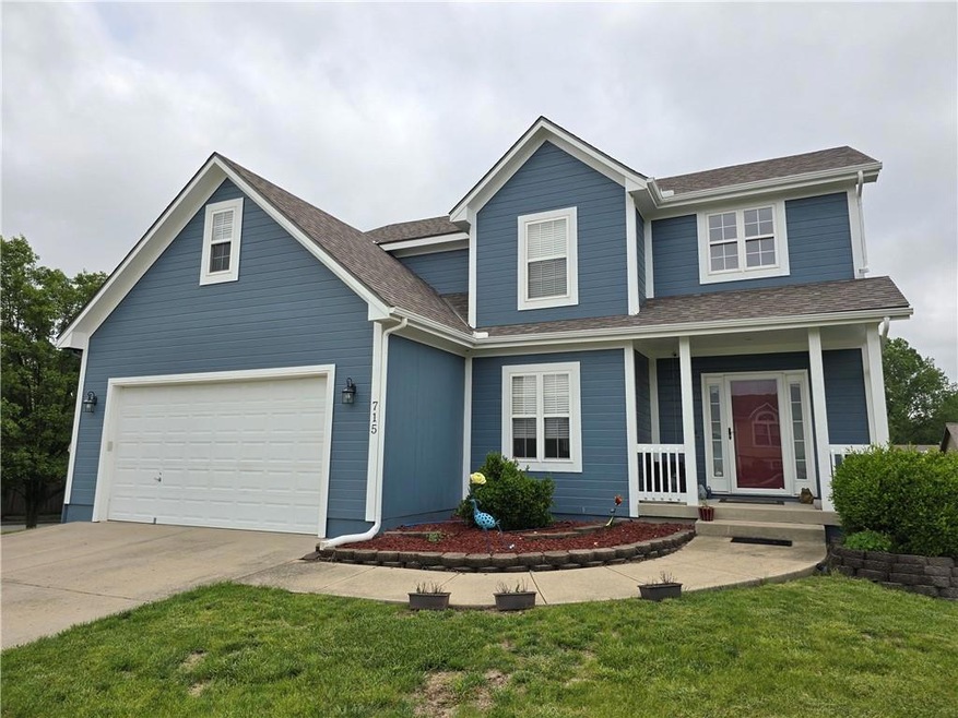 715 Saddle Ridge Ct, Raymore, MO 64083 - photo 1