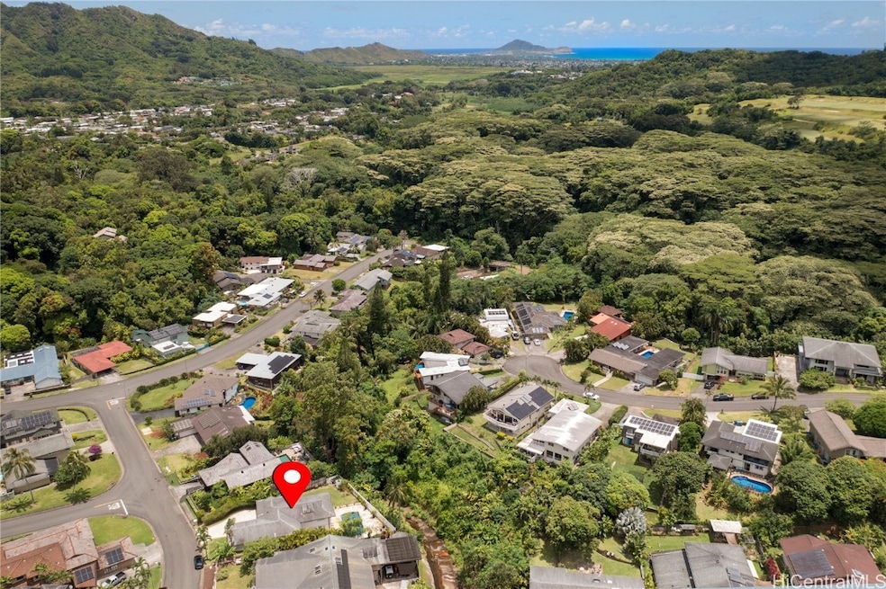 Super convenient neighborhood with EZ commute to L