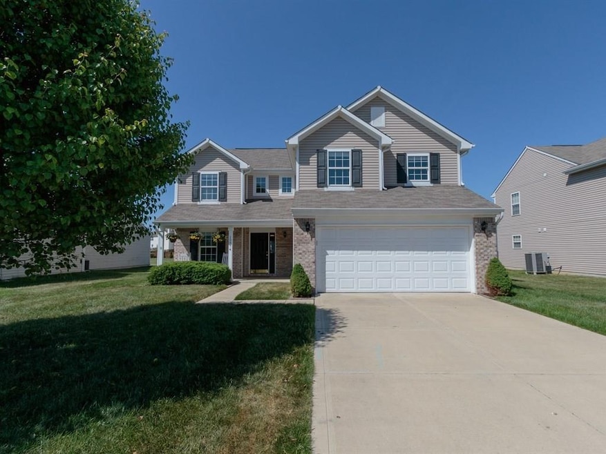 12974 Dolphins Ln, Fishers, IN 46037 - photo 1