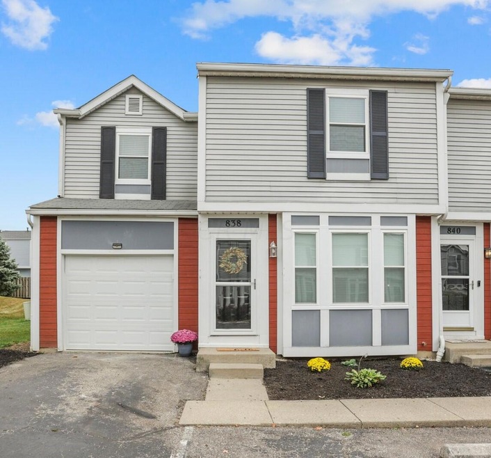 838 Pineway Dr