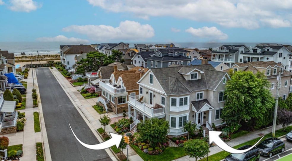 For Sale $2,899,000 • Co-Listing Agent