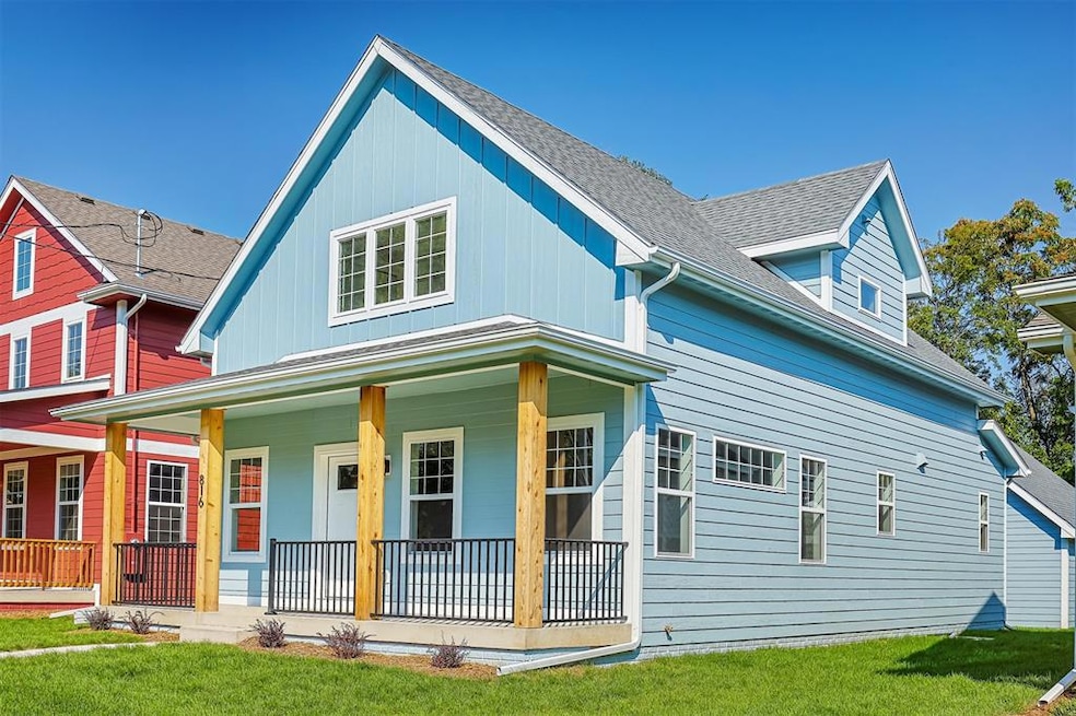 816 E Edison Ave, Des Moines, IA 50315 - photo 1