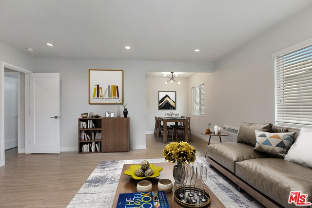 4808 Saturn St unit 1, Los Angeles, CA 90019 - photo 1