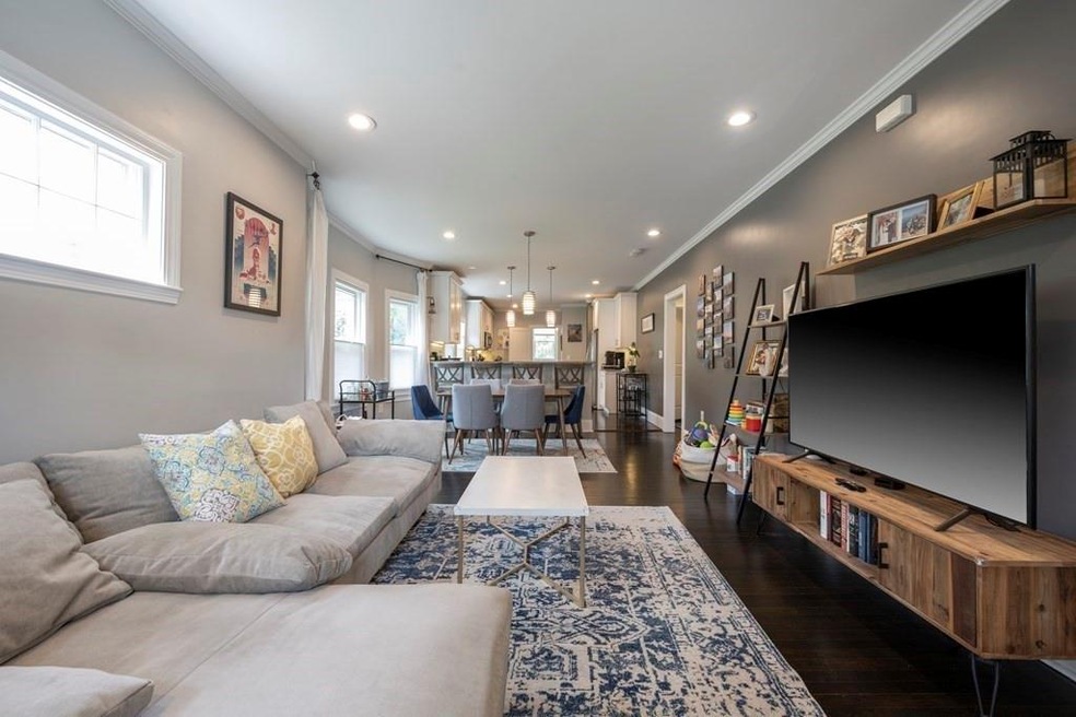 71 Hilburn St unit A, Roslindale, MA 02131 - photo 1