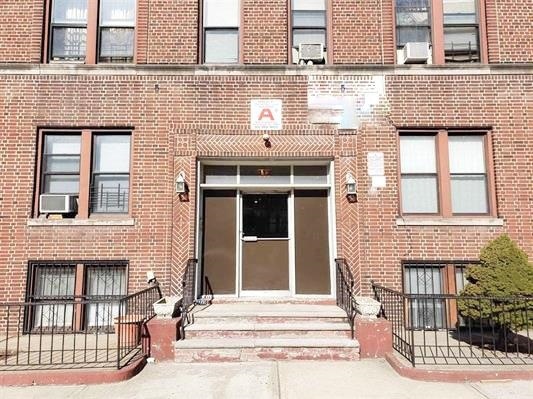 117 Corbin Ave unit 205, Jersey City, NJ 07306 - photo 1