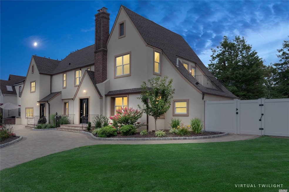 370 Barnard Ave, Cedarhurst, NY 11516 - photo 1