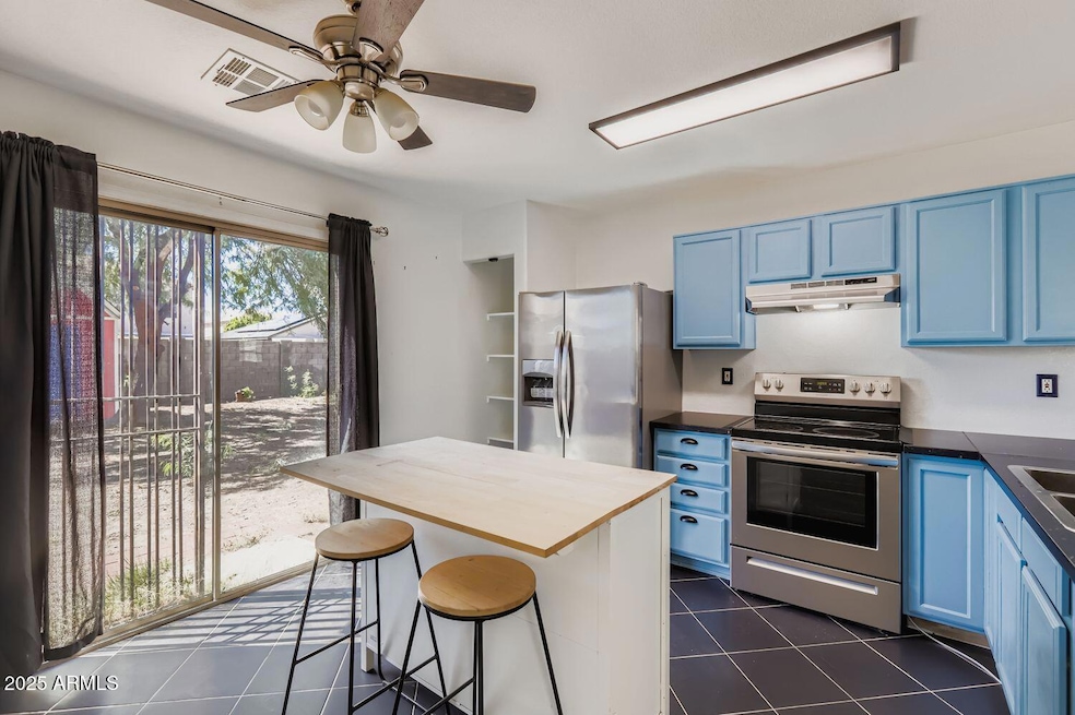 11505 W Bloomfield Rd, El Mirage, AZ 85335 - photo 1