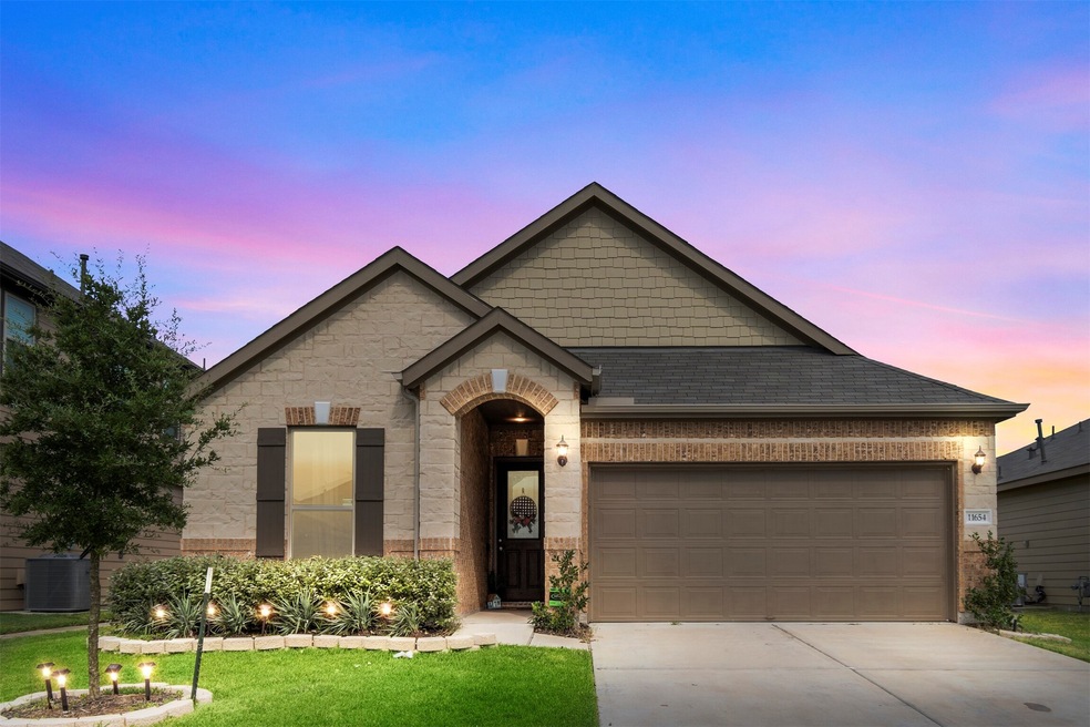 11654 Rosewood Forest Ct