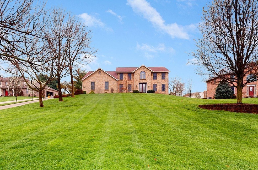 6435 Gem Stone Dr, Liberty Township, OH 45044 - photo 1