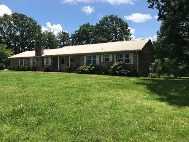 206 Druid Hills Dr, Dickson, TN 37055 - photo 1