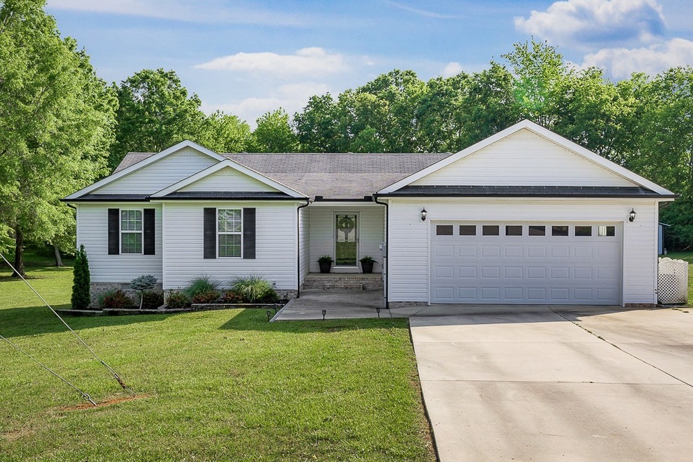 85 Pine Crest Cir, McMinnville, TN 37110 - photo 1