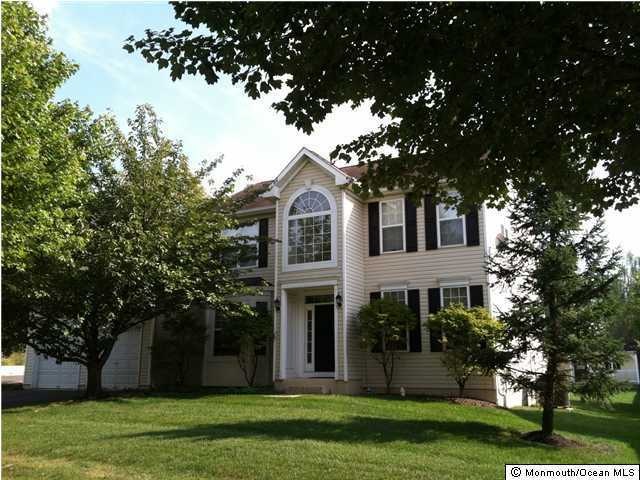 1 Pemberton Ln, East Windsor, NJ 08520 - photo 1