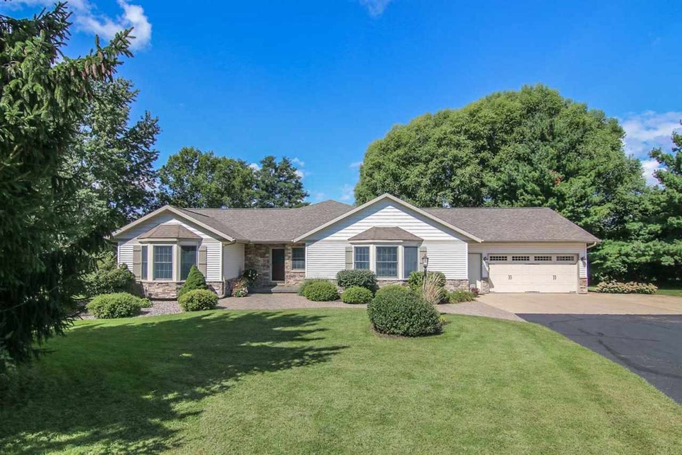 4458 Hill Rd, Oregon, WI 53575 - photo 1