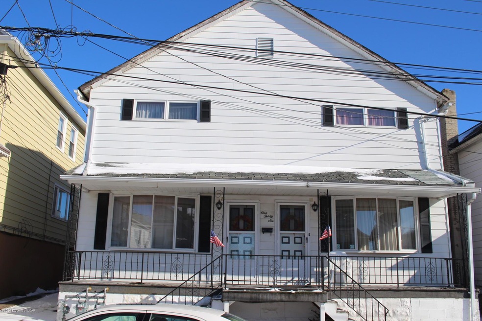 136 Center St, Nanticoke, PA 18634 - photo 1