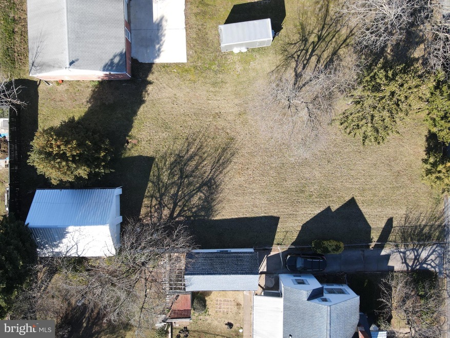 109 Locust St, Frederick, MD 21703 - photo 1