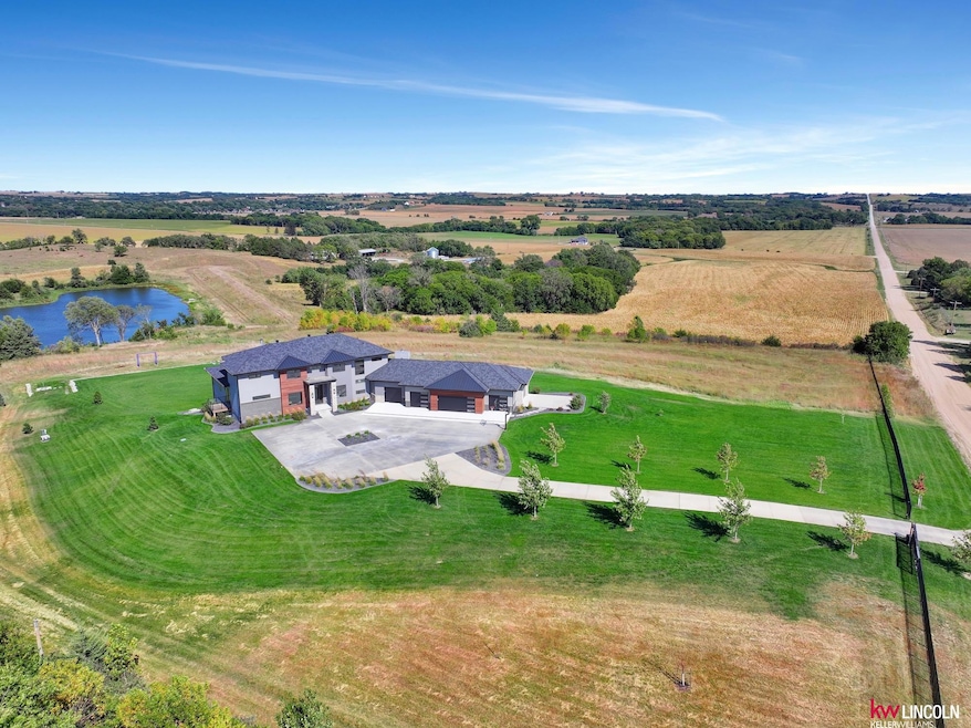For Sale $2,900,000