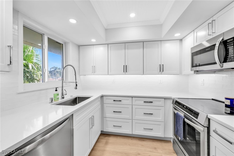 138 Teryl Rd unit 4-2, Naples, FL 34112 - photo 1