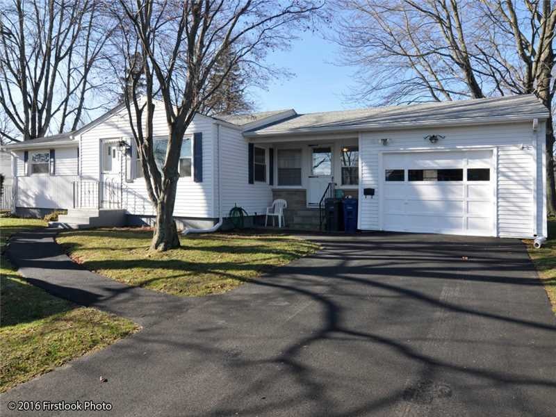 19 Montcalm Rd, Warwick, RI 02889 - photo 1