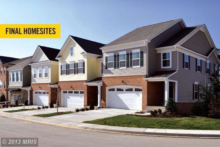 9744 Northern Lakes Ln, Laurel, MD 20723 - photo 1