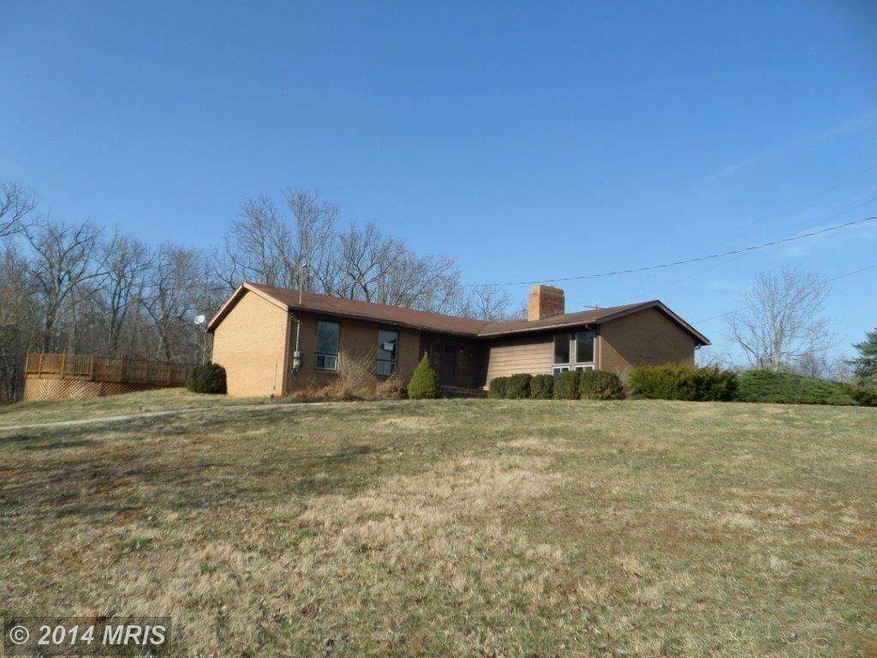 421 Russell Rd, Berryville, VA 22611 - photo 1