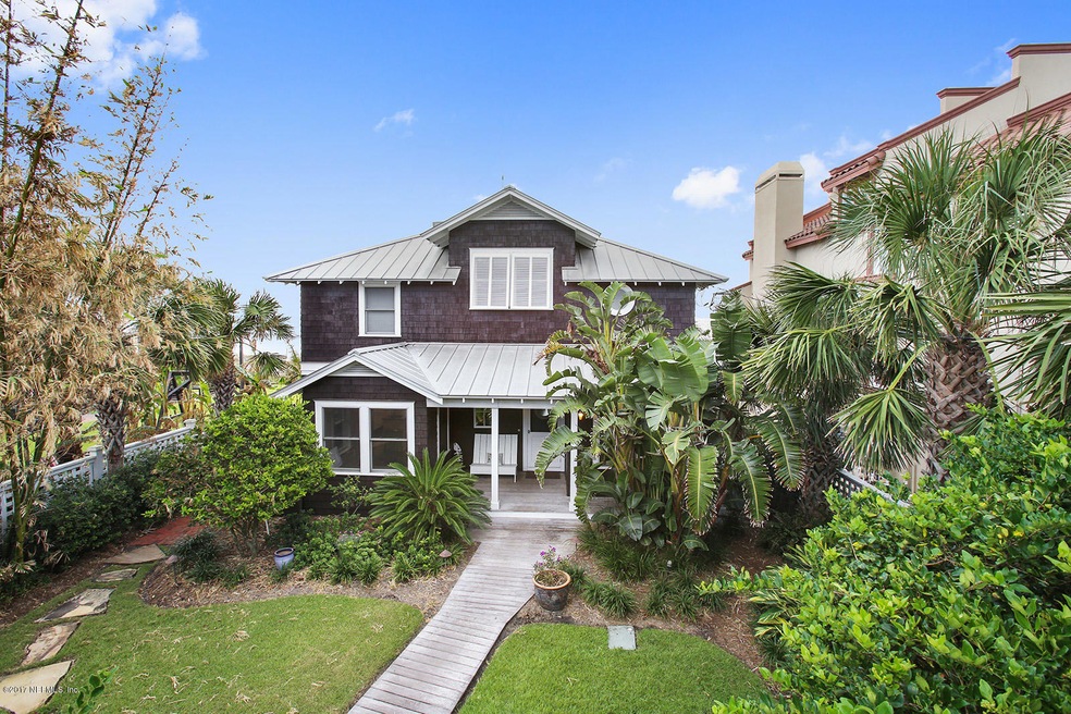 1911 Beach Ave