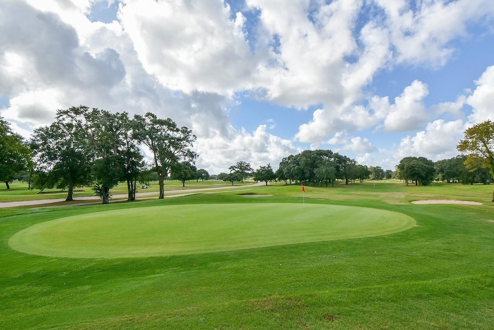 Prestine Golf Course