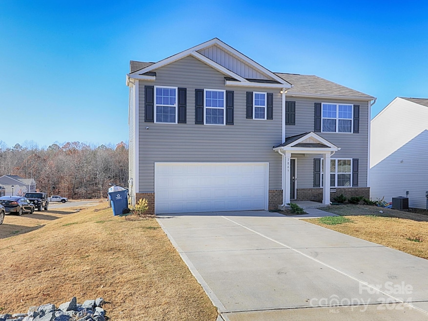 7865 Whispering Stream Dr, Sherrills Ford, NC 28673 - photo 1
