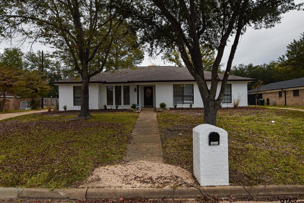 5018 Timber Creek Dr, Tyler, TX 75703 - photo 1