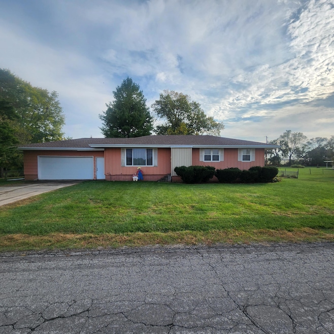 516 W 16th St, Boone, IA 50036 - photo 1