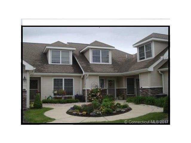 724 Pine Hill Blvd unit 724, Plymouth, CT 06782 - photo 1